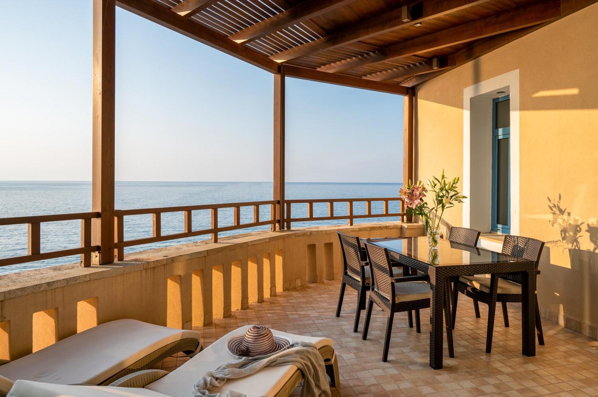 Captain'S House Hotel Suites & Apartments Pánormos Екстериор снимка